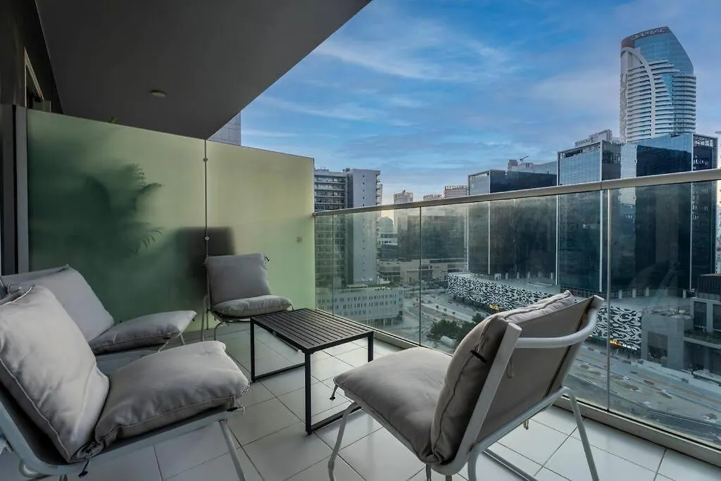 Apartamento First Class 2Br Luxury Urban Escape Dubái