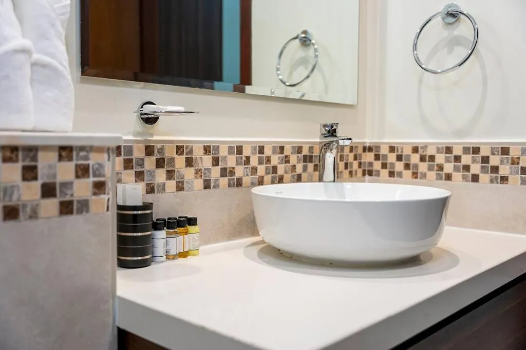 Apartamento First Class 2Br Luxury Urban Escape Dubái