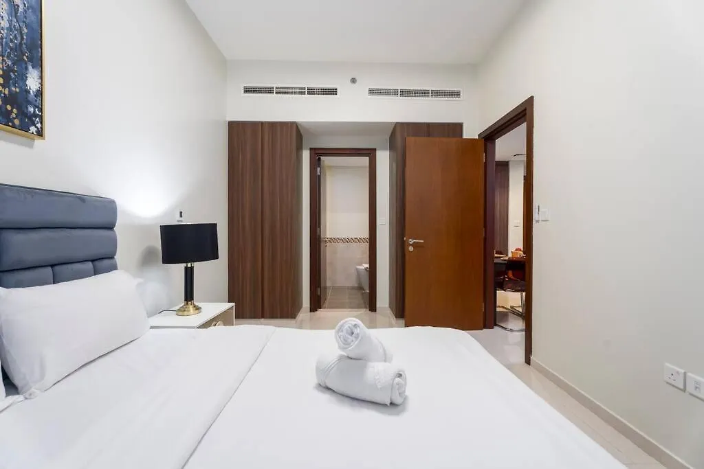 Apartamento First Class 2Br Luxury Urban Escape Dubái Emiratos Árabes Unidos